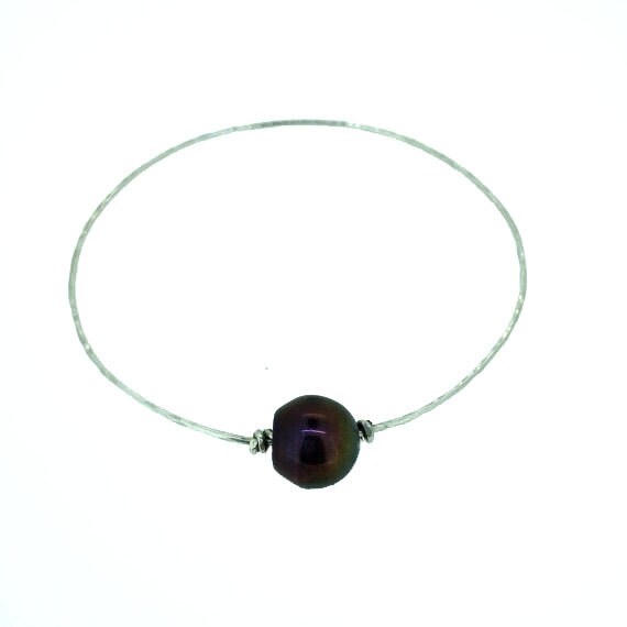 Black Fresh Water Pearl Bangle